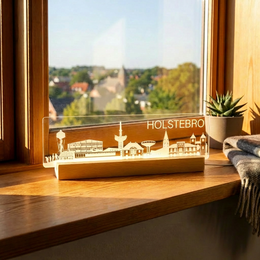 Holstebro Skyline - fra serien "Danske byer i lys" DK produceret akryl lys - Dejligelys.dk