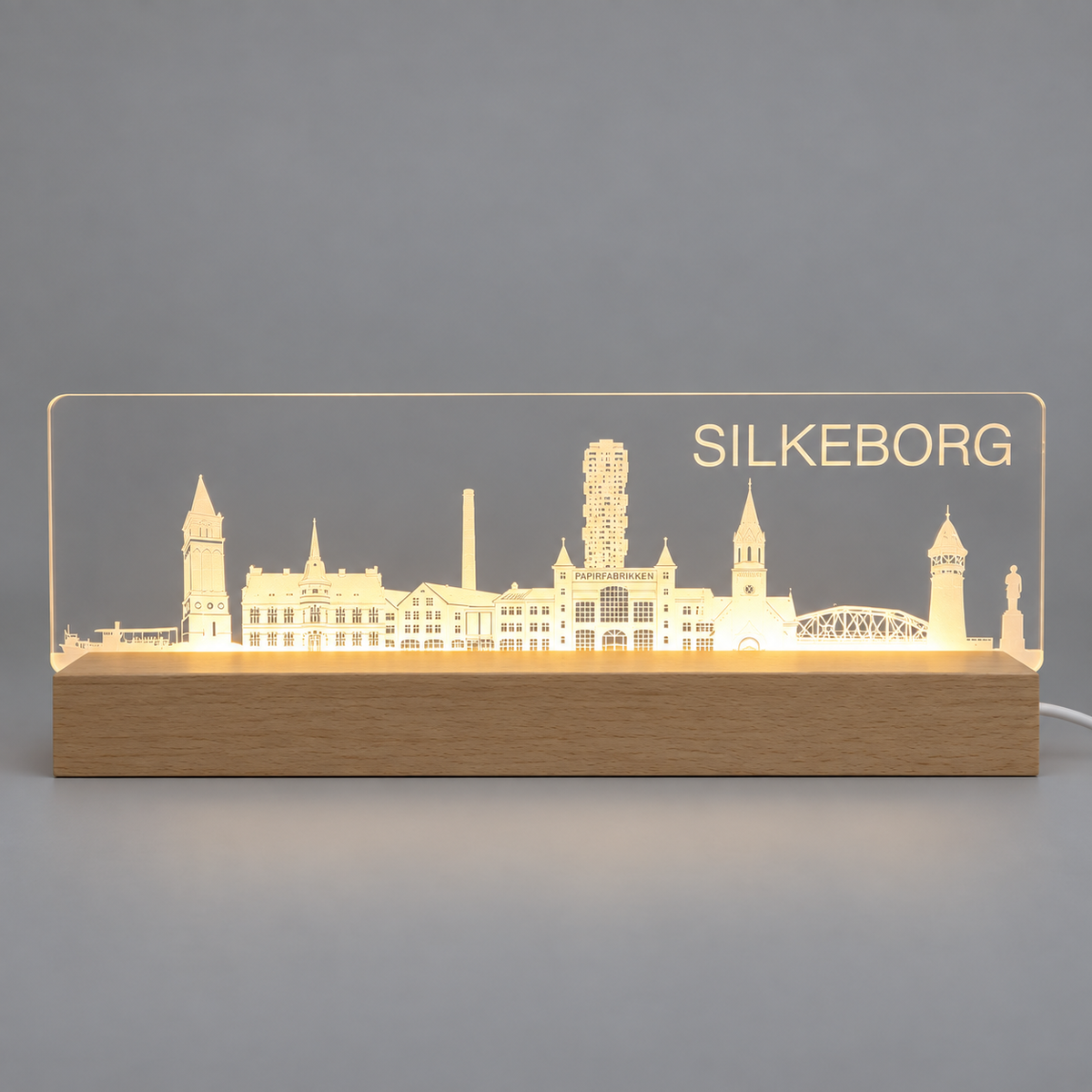 Silkeborg Skyline - LED lys fra Dejligelys på grå baggrund